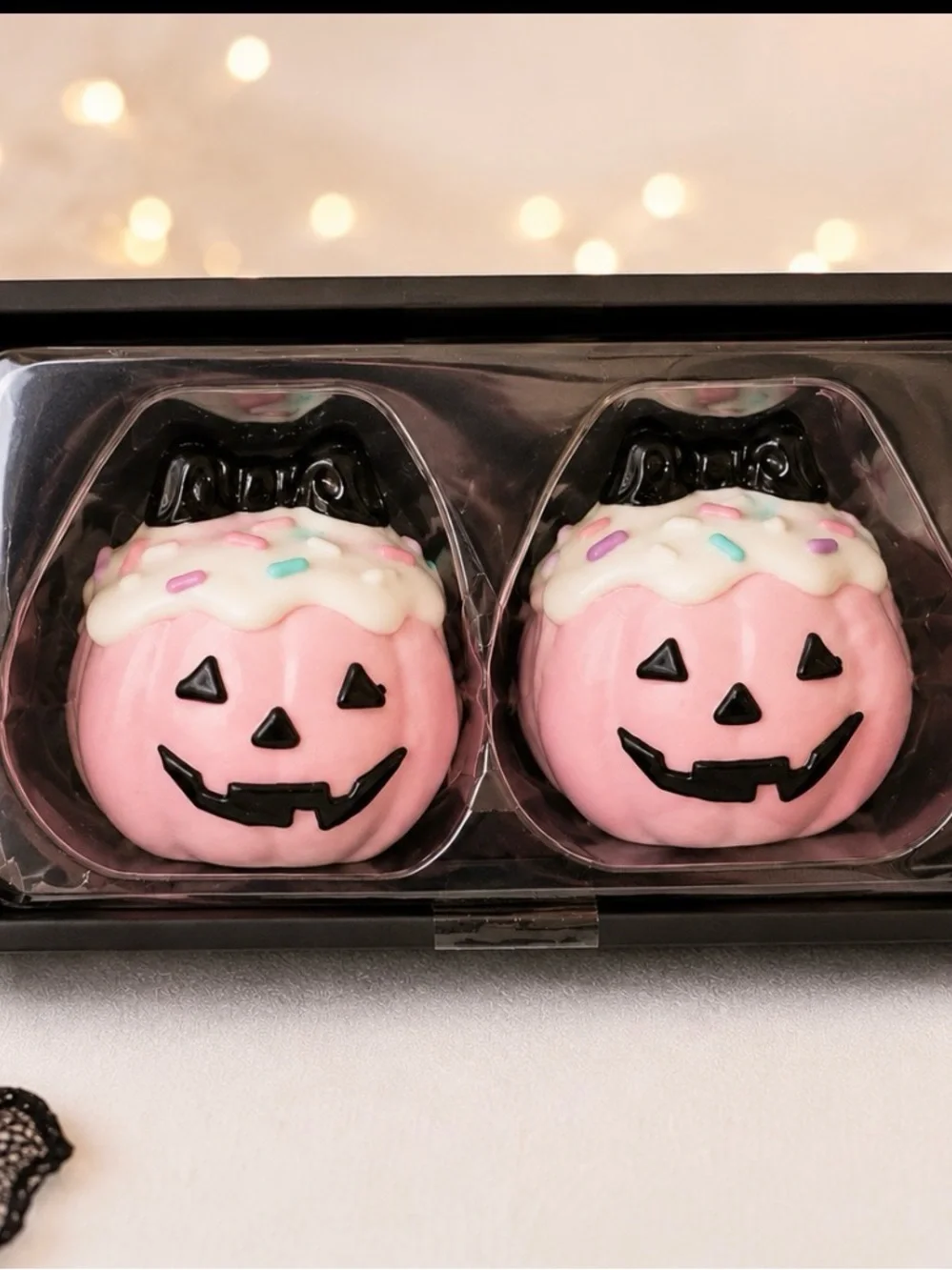 Salt and pepper shakers Halloween Pumpkin pink and black  - Pack of 2